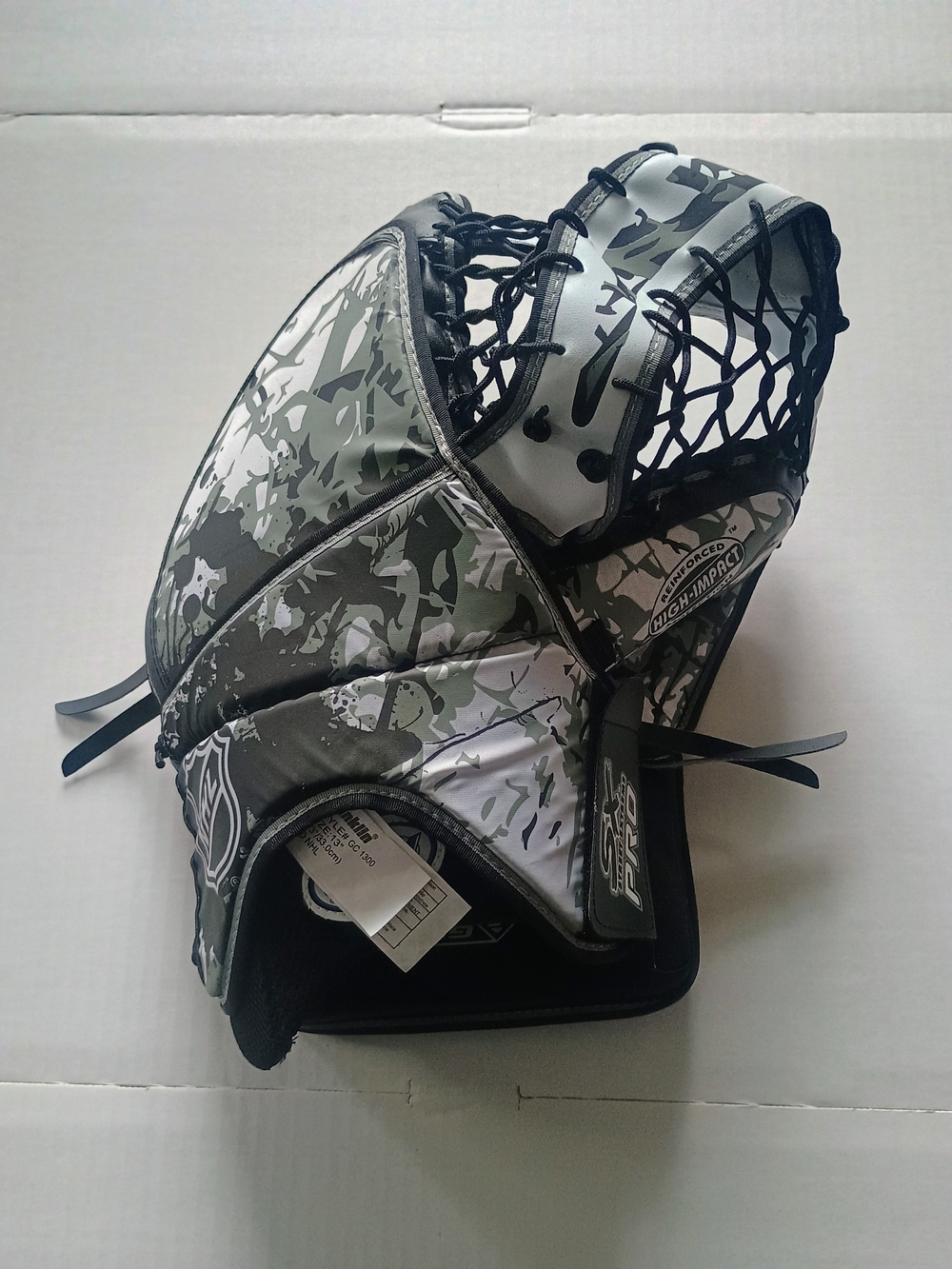 NHL RTP SX Pro Goalie Catch Glove GC 1300 13 Inches Left Hand by Franklin NWOP